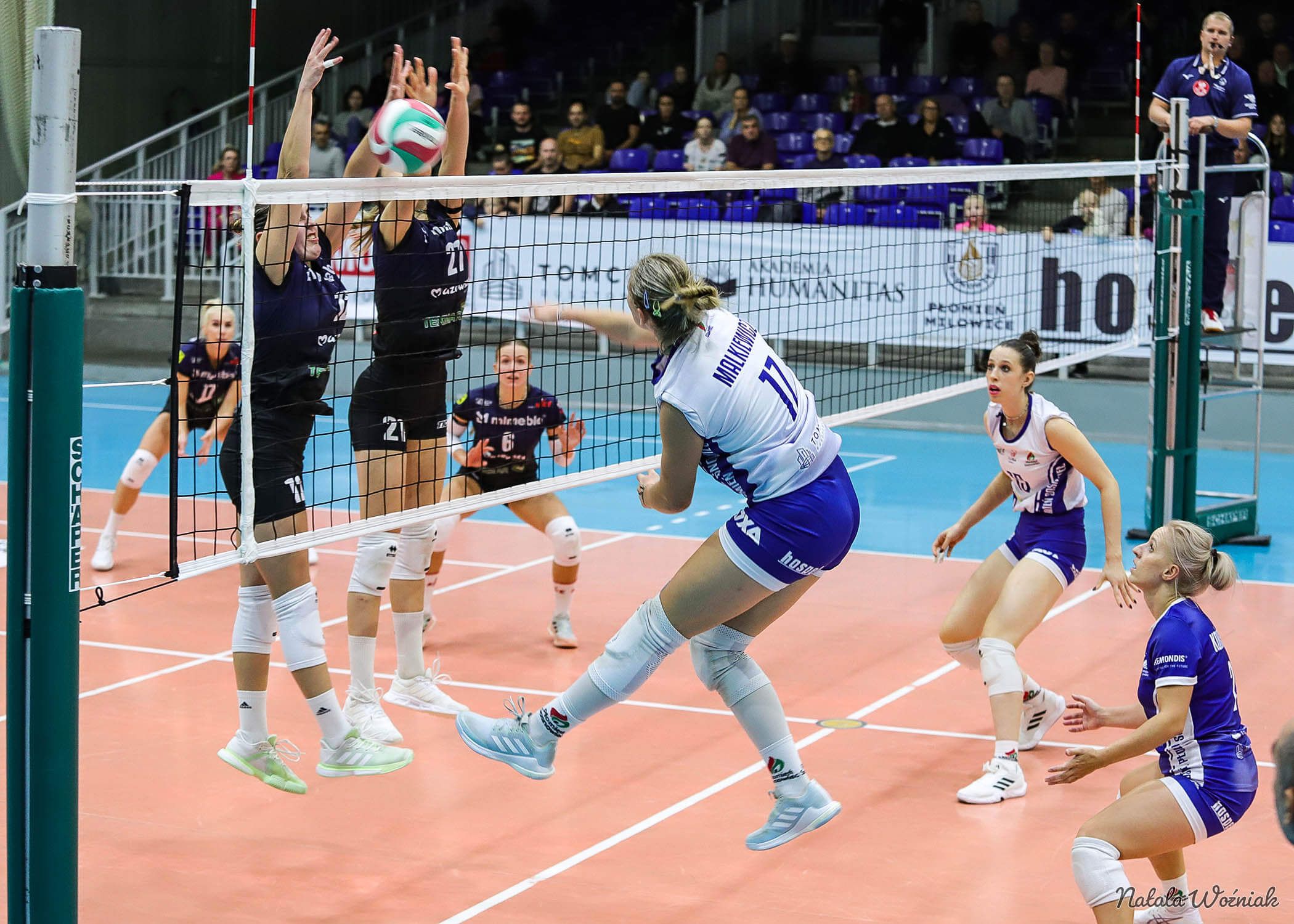 Mecz 4. kolejki 1. Ligi Siatkówki Kobiet: Hospel Płomień Sosnowiec – PMKS Nike Węgrów 2:3 (25:14, 21:25, 25:22, 19:25, 11:15)