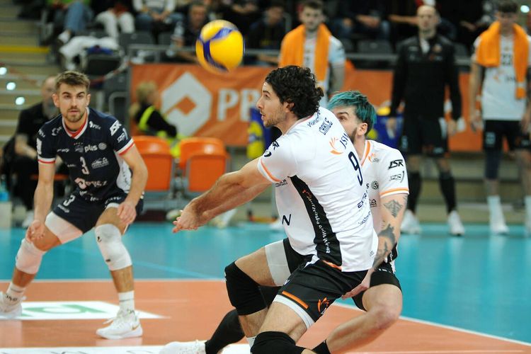 PlusLiga: Jastrzębski Węgiel wygrał i prowadzi