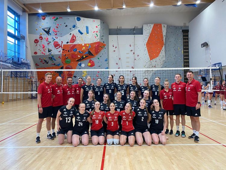 Polska -  Łotwa 3:2 w meczu reprezentacji juniorek