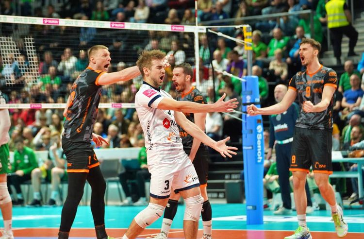 PlusLiga: jastrzębianie i zawiercianie zaczęli od zwycięstwa