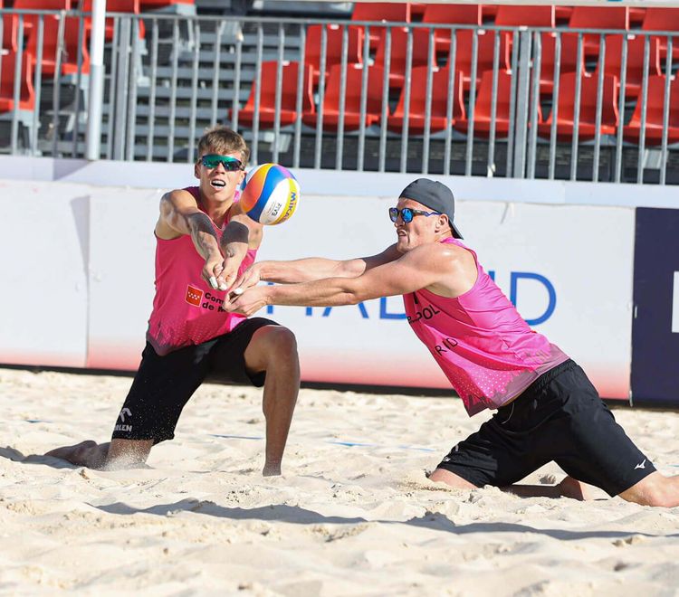 Beach Nations Cup M, grupa C: Polacy wygrywają ze Szwajcarią, Norwegia za silna